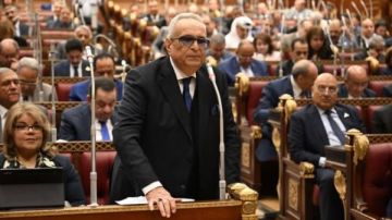 وكيل الشيوخ يطالب ببيئة تشريعية مرنة لتشجيع الاستثمار