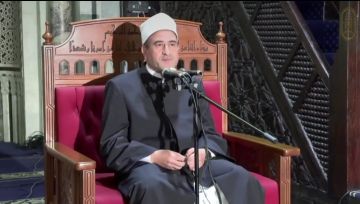 الدكتور ربيع الغفير يحذر من الناقل للكذب: يسمى في القرآن صاحب الإفك الدكتور ربيع الغفير يحذر من الناقل للكذب: يسمى في القرآن صاحب الإفك