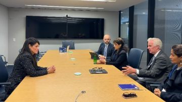 المشاط: الدولة تركز حاليا على تمكين القطاع الخاص من قيادة النمو الاقتصادي المشاط: الدولة تركز حاليا على تمكين القطاع الخاص من قيادة النمو الاقتصادي