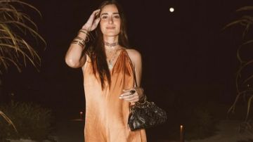 بفستان ستان .. أمينة خليل تخطف أنظار جمهورها بإطلالة جذابة بفستان ستان .. أمينة خليل تخطف أنظار جمهورها بإطلالة جذابة