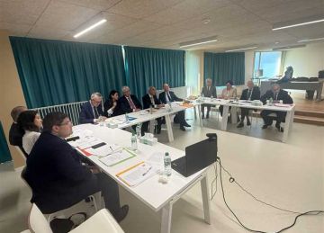 لدعم مرشح مصر باليونسكو.. وزير التعليم العالي يشهد الاجتماع التأسيسي لمؤسسة بيت مصر بباريس لدعم مرشح مصر باليونسكو.. وزير التعليم العالي يشهد الاجتماع التأسيسي لمؤسسة بيت مصر بباريس