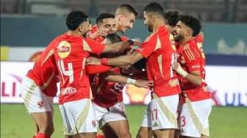 مشاهدة مباراة الأهلي وبيراميدز بث مباشر لايف بدون تقطيع (تفاصيل المباراة)