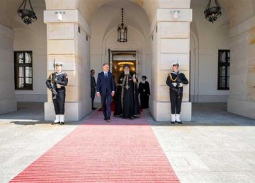 الرئيس البولندي للبابا تواضروس: مصر صاحبة تاريخ طويل وكنيستها القبطية صاحبة أقدمية روحية الرئيس البولندي للبابا تواضروس: مصر صاحبة تاريخ طويل وكنيستها القبطية صاحبة أقدمية روحية