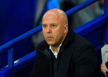 سلوت يكشف لحظاته السعيدة مع ليفربول قبل التتويج بالدوري الإنجليزي