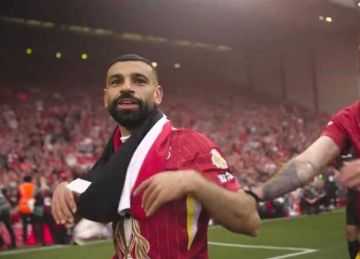  الفرحة تكتمل .. أحمد موسى يتغنى بإنجاز محمد صلاح في الدوري الإنجليزي