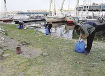 محافظ أسوان يقرر إيقاف النشاط الملاحي في نهر النيل بسبب الطقس السيئ