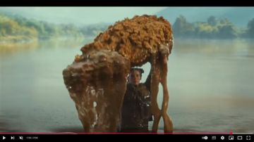 اعلان كنتاكي المرعب.. ممارسة طقوس شيطانية أم سخرية من المقاطعة؟ اعلان كنتاكي المرعب.. ممارسة طقوس شيطانية أم سخرية من المقاطعة؟