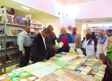 الأعلى للشؤون الإسلامية يشارك في الدورة الثانية لمعرض شلاتين للكتاب 2025 (صور) الأعلى للشؤون الإسلامية يشارك في الدورة الثانية لمعرض شلاتين للكتاب 2025 (صور)