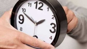 تحرك برلماني جديد بشأن التوقيت الصيفي: جدوى اقتصادية أم عبء إضافي