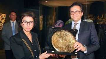 وزير الثقافة المصري يستقبل نظيرته الفرنسية بمتحف أم كلثوم بالمنيل.. تفاصيل وزير الثقافة المصري يستقبل نظيرته الفرنسية بمتحف أم كلثوم بالمنيل.. تفاصيل