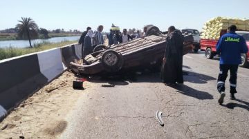 إصابة 3 أشخاص في تصادم 3 سيارات بأسيوط