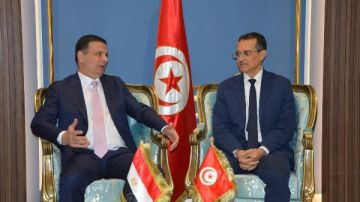 اتفاق مصري تونسي على إنتاج التمور وزراعة التين الشوكي