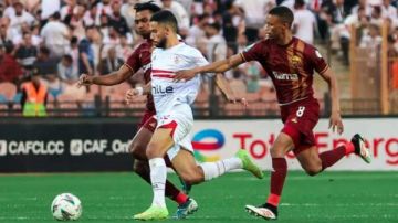 خبطتين في الرأس.. الزمالك يودع الكونفدرالية بعد استبعاد زيزو لتوقيعه للأهلي
