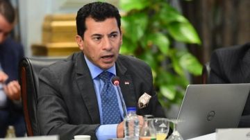 أشرف صبحي: الدولة تولي اهتماما كبيرا لدعم الرياضة للتنمية المجتمعية أشرف صبحي: الدولة تولي اهتماما كبيرا لدعم الرياضة للتنمية المجتمعية