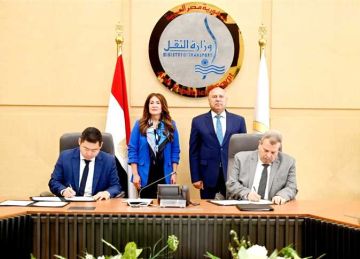 بـ235 مليون دولار.. السكة الحديد توقع عقودا مع بروجرس ريل الأمريكية