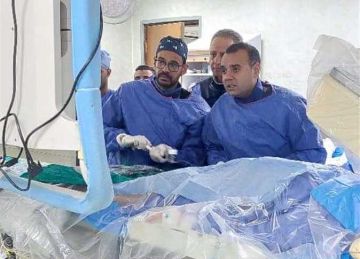 حاول التخلص من حياته بـ قرص الغلة .. فريق طبي بجامعة أسيوط ينجح في إنقاذ حياة شاب (تفاصيل)