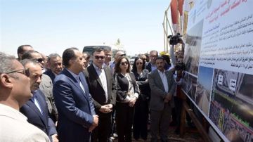 رئيس الوزراء يفتتح كوبري منقباد العلوي بالمدخل الشمالي لمدينة أسيوط