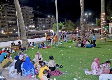 سوهاج: احتفالات بشم النسيم وسط إقبال جماهيري على المتنزهات والمواقع السياحية سوهاج: احتفالات بشم النسيم وسط إقبال جماهيري على المتنزهات والمواقع السياحية