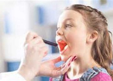 يزداد خطره مع التقلبات الجوية.. أعشاب تعالج التهاب اللوزتين