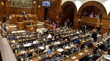 طلب مناقشة عامة بـ الشيوخ بشأن المنفذ الواحد للإفراج الجمركي