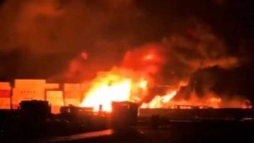 عقب انفجـ.ـار ميناء رجائي.. تحذير رسمي في إيران ضد نشر أي تكهنات حول الحادث