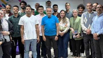 اجتماع فريق عمل مؤسسة شباب القادة لمناقشة خطة عمل برامج تمكين النشأ والفتيات اجتماع فريق عمل مؤسسة شباب القادة لمناقشة خطة عمل برامج تمكين النشأ والفتيات