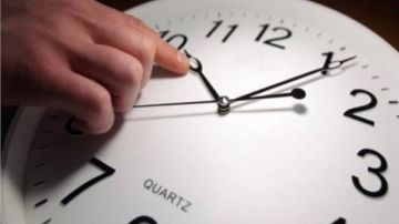 موعد تطبيق التوقيت الصيفي 2025.. هنزود 60 دقيقة امتى ؟