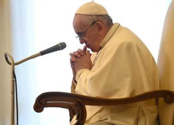 الخشت ينعى قداسة بابا الفاتيكان: إرثه الإنساني سيظل مصدر إلهام للأجيال الخشت ينعى قداسة بابا الفاتيكان: إرثه الإنساني سيظل مصدر إلهام للأجيال