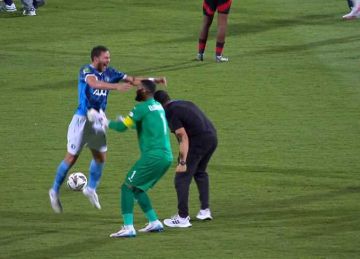 ملخص وأهداف نتيجة مباراة بيراميدز وأورلاندو بايرتس في دوري الأبطال (فيديو) ملخص وأهداف نتيجة مباراة بيراميدز وأورلاندو بايرتس في دوري الأبطال (فيديو)