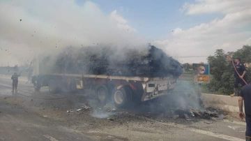 اندلاع حريق في مقطورة نقل بجرجا في سوهاج اندلاع حريق في مقطورة نقل بجرجا في سوهاج