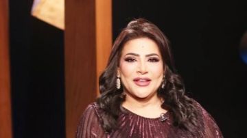 بدرية طلب تسخر من إعجاب الفتيات بشخصية رجب الجريتلي في مسلسل إش إش بدرية طلب تسخر من إعجاب الفتيات بشخصية رجب الجريتلي في مسلسل إش إش