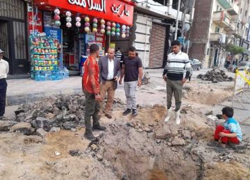 هبوط أرضي بشارع ملك حفني بالإسكندرية.. وتدخل عاجل من حي المنتزه