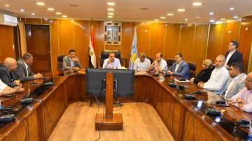 محافظ أسيوط يشدد على إزالة مخالفات البناء دون تهاون