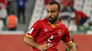 أفشة وبن شرقي.. تعرف على دكة بدلاء النادي الأهلي أمام صن داونز