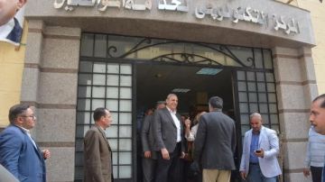 محافظ الغربية يتفقد المراكز التكنولوجية بالمحلة ويستمع لشكاوى المواطنين: نحن هنا لخدمتكم