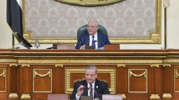 جبالي يطالب الحكومة بتدوين ملاحظات ضياء الدين داود على الحسابات الختامية للرد عليها