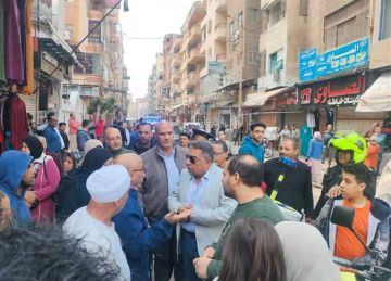 محافظ الدقهلية يوجه بزيادة صناديق القمامة بعدد من شوارع المنصورة