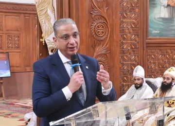 محافظ الفيوم يزور الكنائس لتقديم التهنئة للأقباط بعيد القيامة المجيد