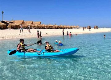 استئناف رحلات الغطس والأنشطة البحرية بالغردقة بعد تحسن الأحوال الجوية استئناف رحلات الغطس والأنشطة البحرية بالغردقة بعد تحسن الأحوال الجوية