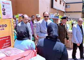 محافظ سوهاج يختتم فعاليات توزيع 100 جهاز عروس للفتيات الأولى بالرعاية