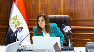 وزيرة التنمية المحلية تتابع جهود التعامل مع الطقس السيئ بالمحافظات