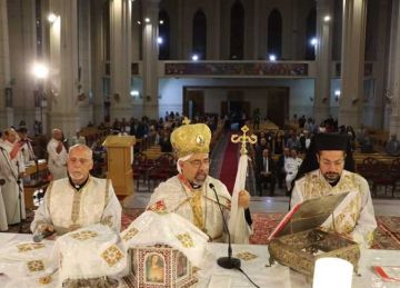 بطريرك الأقباط الكاثوليك يترأس قداس عيد القيامة المجيد