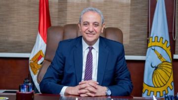 محافظ الغربية يهنئ بطل العالم محمود السيد لحصوله على الذهبية في سيف المبارزة