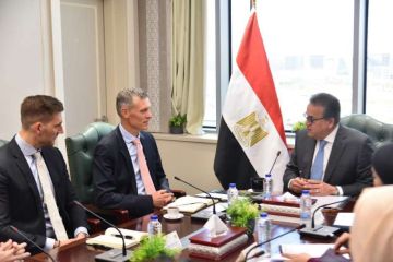 وزير الصحة يبحث مع ممثلي باير تعزيز التعاون في الصحة الإنجابية وعلاج مرضى الأورام