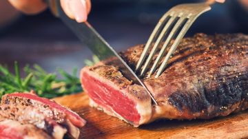 تحذير عاجل: طهى اللحوم بهذه الطرق يسبب السرطان