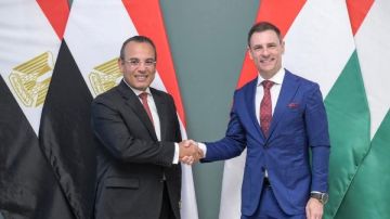 سفير مصر ببودابست يبحث مع وزير العدل المجري سبل تعميق التعاون بين البلدين سفير مصر ببودابست يبحث مع وزير العدل المجري سبل تعميق التعاون بين البلدين