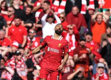 احتفال مفاجئ.. شاهد هدف محمد صلاح اليوم في مباراة ليفربول ضد توتنهام