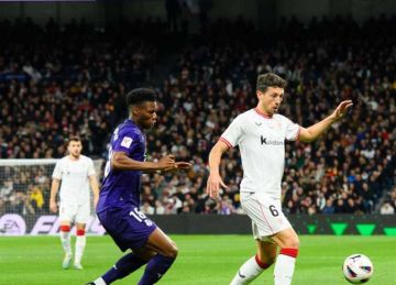 القنوات الناقلة لمباراة ريال مدريد وأتلتيك بيلباو مباشر اليوم في الدوري الإسباني القنوات الناقلة لمباراة ريال مدريد وأتلتيك بيلباو مباشر اليوم في الدوري الإسباني