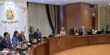 مجلس الوزراء يوافق على مشروع قانون زيادة العلاوة والحافز الإضافي مجلس الوزراء يوافق على مشروع قانون زيادة العلاوة والحافز الإضافي