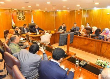 محافظ أسيوط يشدد على تسريع وتيرة العمل لتسليم مشروعات حياة كريمة محافظ أسيوط يشدد على تسريع وتيرة العمل لتسليم مشروعات حياة كريمة